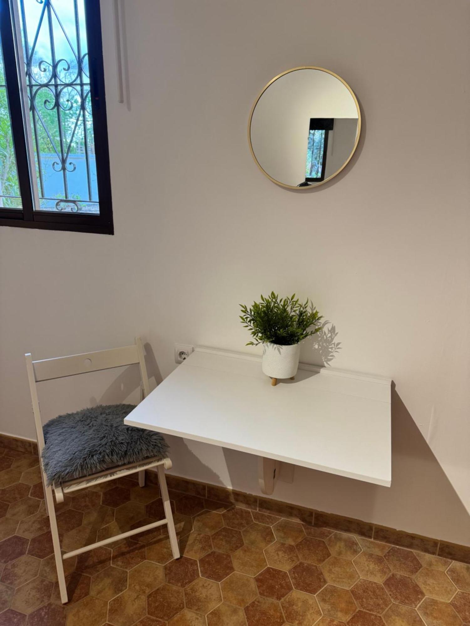 Casa Los Laureles Pilas Εξωτερικό φωτογραφία